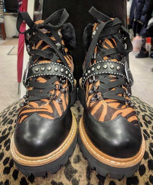 Pony trekking anyone?
Mountain boots with pony print by Lola Cruz from Jon Ian on Cowbridge High St
<a href="/jon_ian/">Jon Ian Ltd</a>
#cowbridgestyle