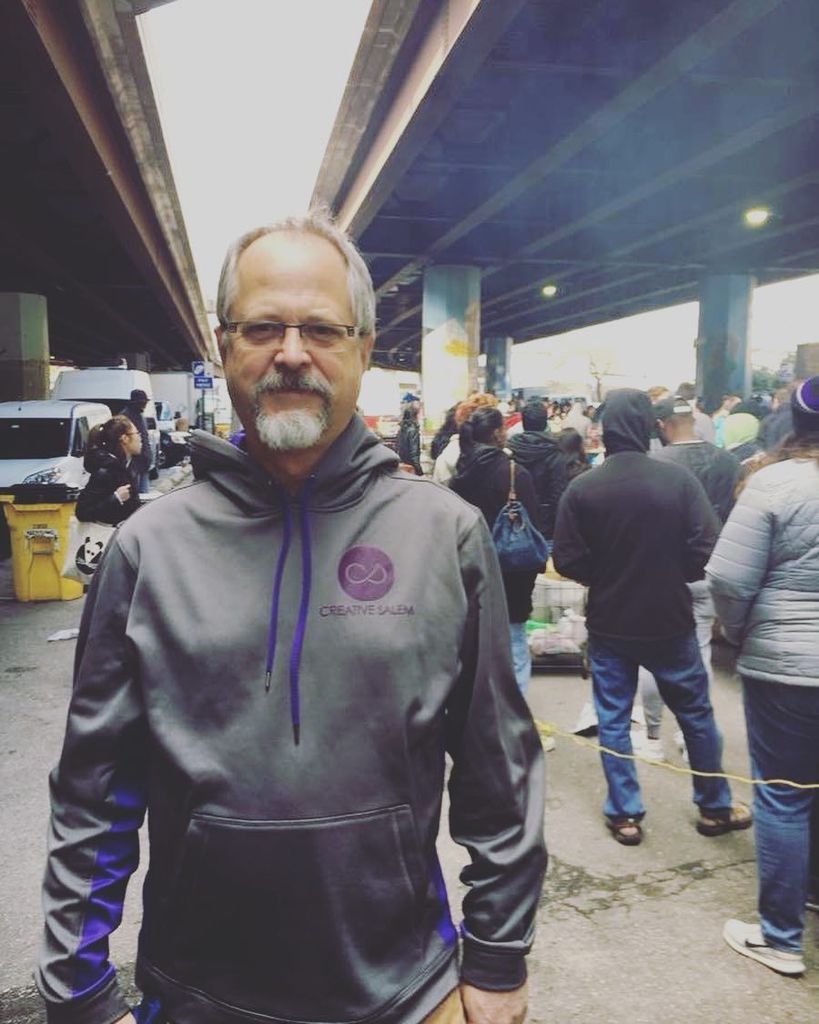 CreativeNShore's tweet photo. Yes! A Creative Salem sweatshirt in the wild.. this time at @baltimorefarmersmarket :-) #csgear https://t.co/pHL3RRuJZO https://t.co/3aC22VCwwD