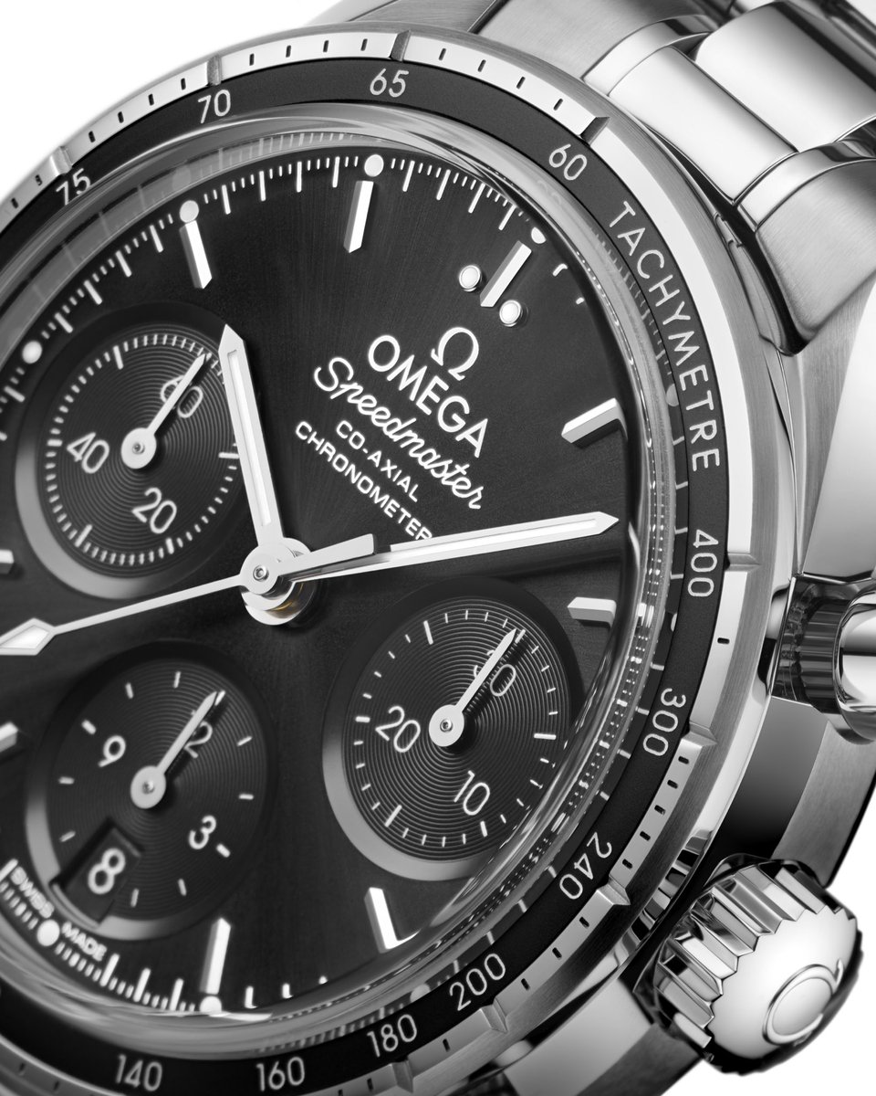 omegawatches's tweet photo. #Speedmaster38
Sports car not included. https://t.co/cj9kP5ugQD https://t.co/rjITnWLrMS