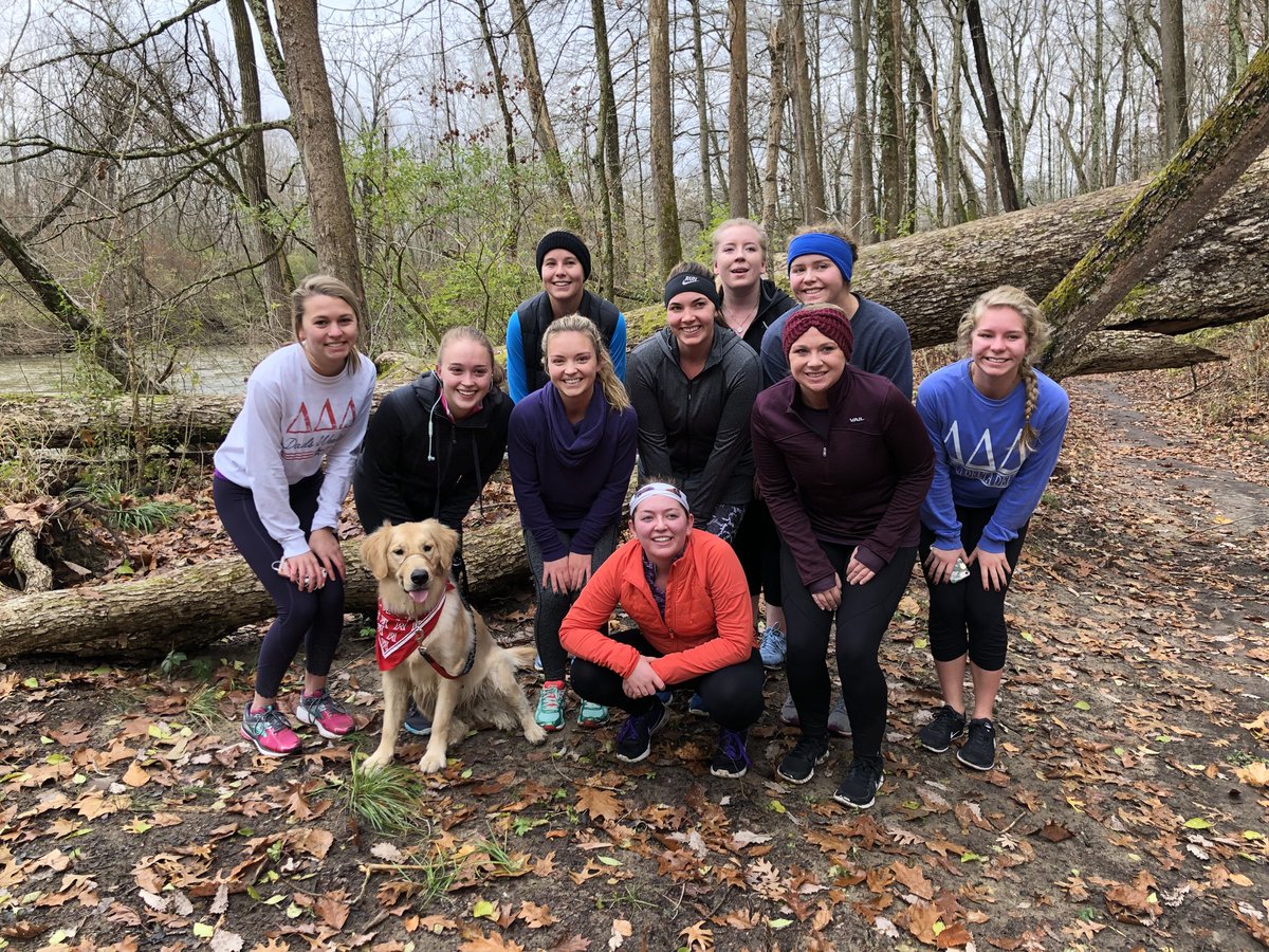 RenateJCrawford's tweet image. “Before&amp;gt;During&amp;gt;After” Chilly morning run with @MUOhioDDD    Tri Deta @mugreeks friends joined us this morning.