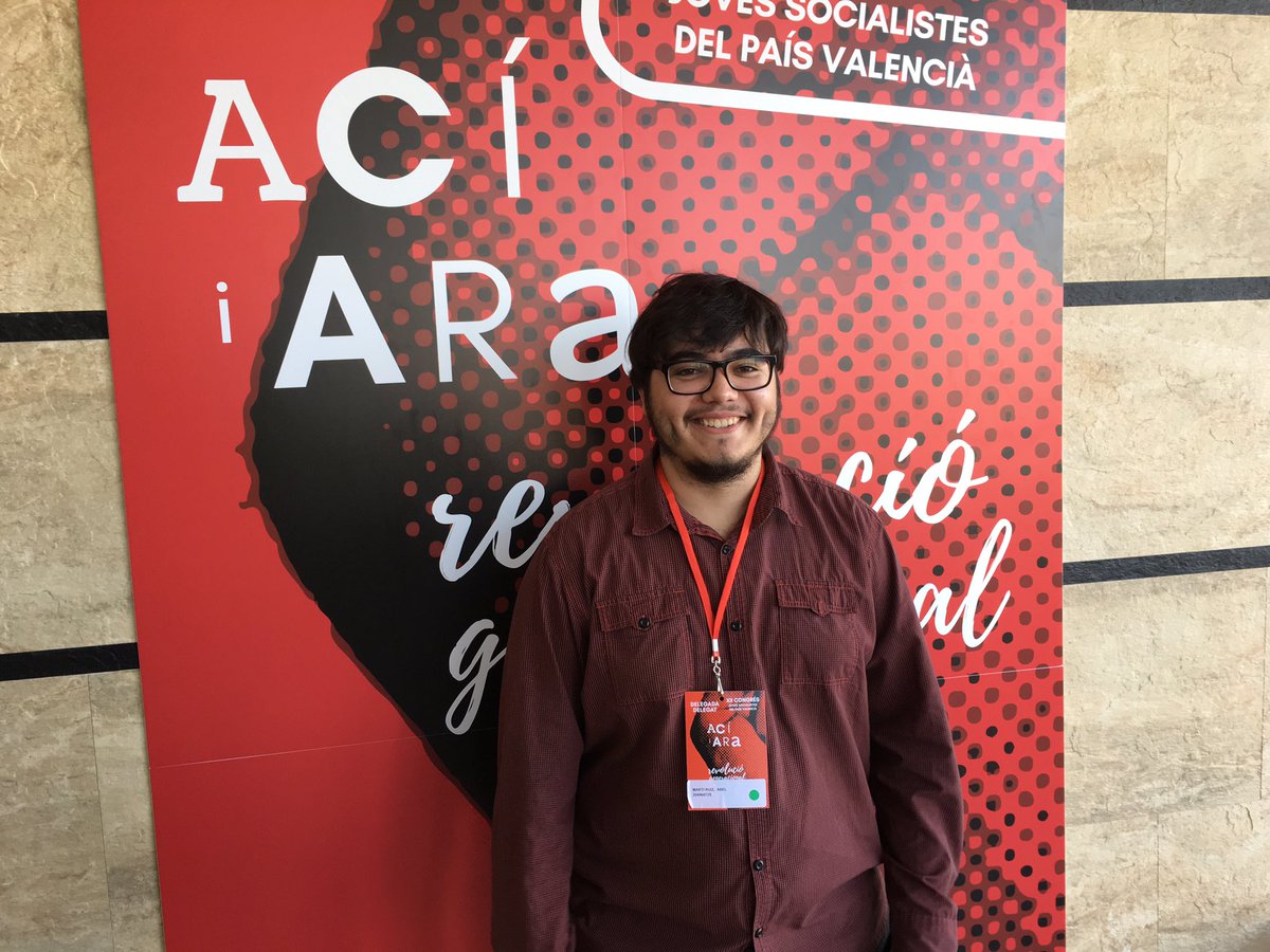 JSCosteraCanal's tweet photo. 👤Abel Martí (@AbelMartiRuiz), company de @JSCosteraCanal i Secretari d'Organització de @sao_uv, Secretari d'Educació de la nova 🔖executiva de 🔴 Joves Socialistes del País Valencià (@JoveSocialistes).
#RevolucióGeneracional #ProtagonistesDelPresent
#RotglàICorberà https://t.co/AOzEP5Bdp4