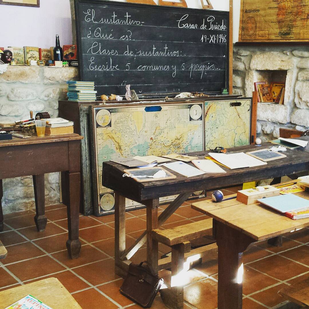 iesalamanca's tweet photo. De vuelta al pasado. #feriadelaalubia #alubia #Cantabria #periedo https://t.co/bml0H6wcZH