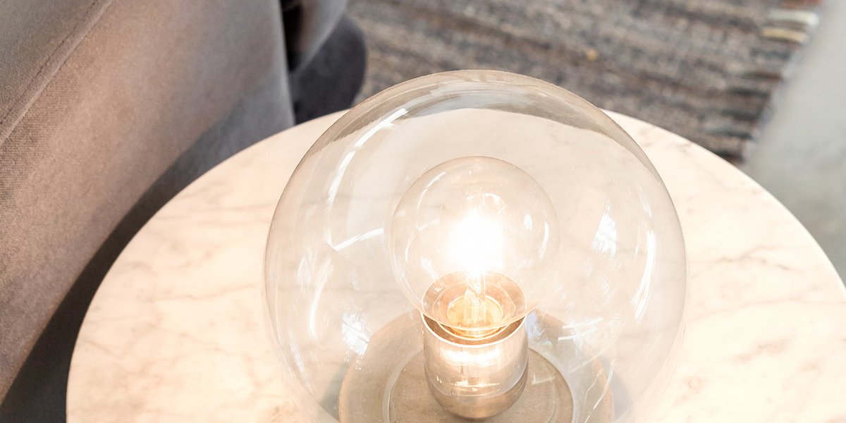 articlemodern's tweet photo. Warm lighting will set the mood. Create a cozy, inviting atmosphere this holiday season. #OrbLight #MaraTable https://t.co/C67RhCINNR