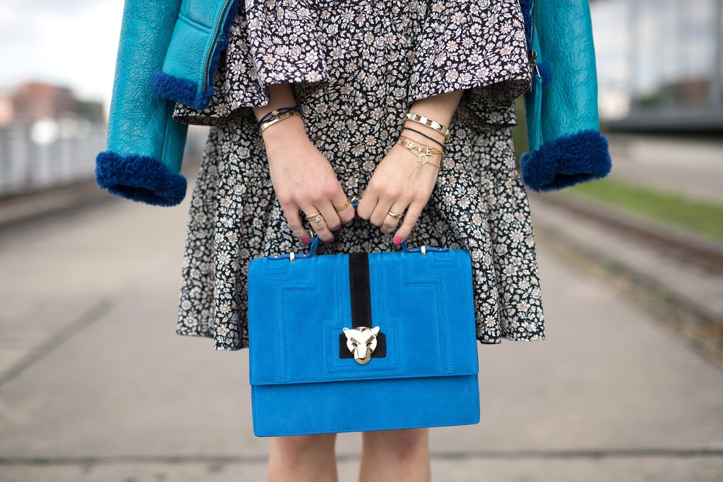 gem_globe's tweet photo. Get up to date with these winter #jewelrytrends 
https://t.co/D2Tb7bjRCz

#fashioninspiration https://t.co/EUu7niyeKm