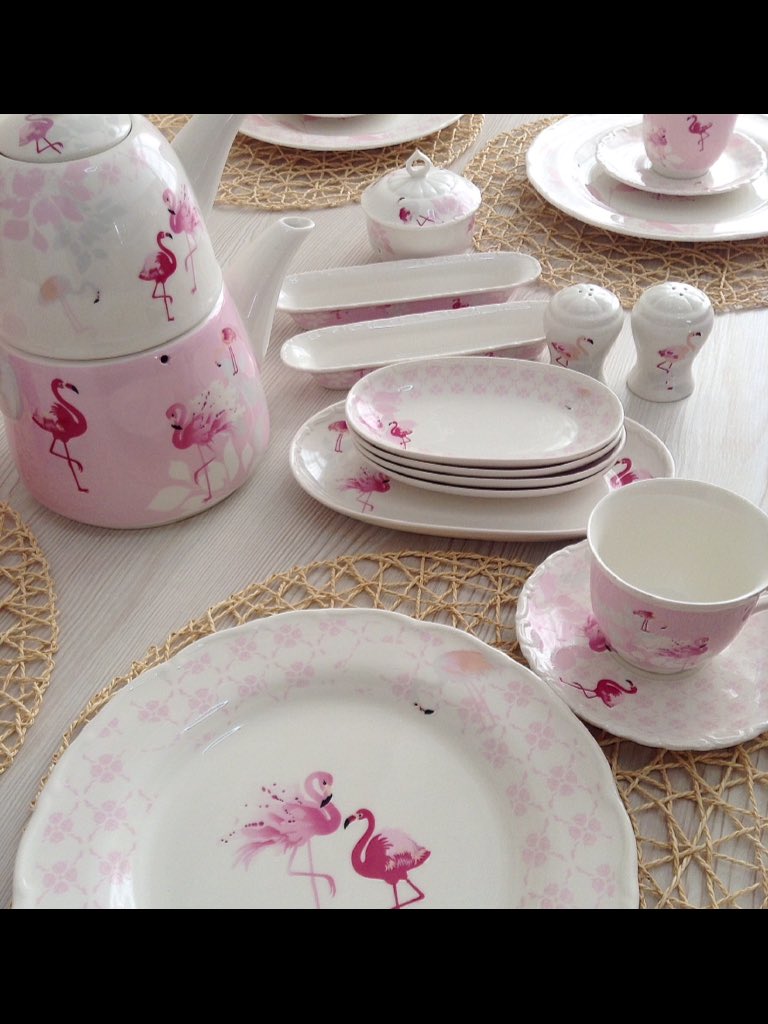 Hayırlı akşamlar can takipçilerim 🌷 @firsatlardunyasi sayfasından çok beğenerek sipariş verdiğim kahvaltı takımım geldi.