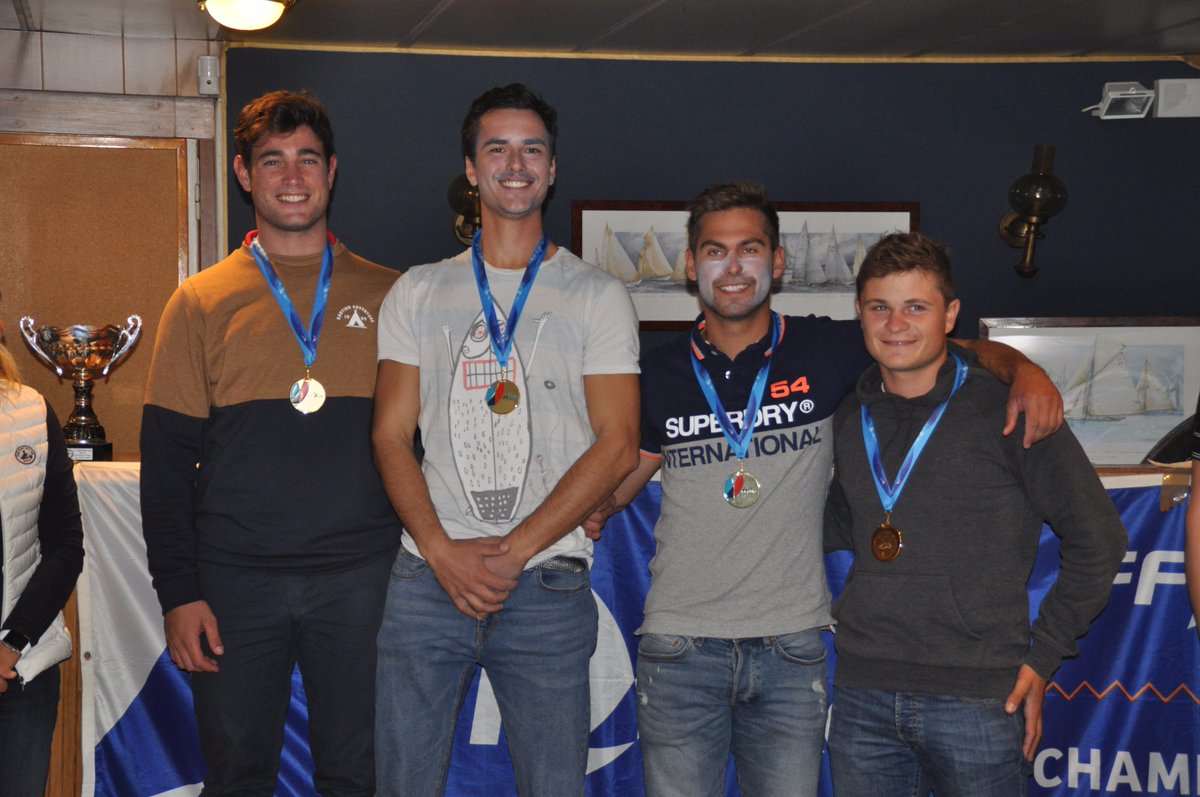 FFVoileEvt's tweet photo. Bravo à tous les coureurs et au podium de ce Championnat de France Espoirs de Match Racing 2017 ! #2017CFEMR https://t.co/JF8iVCY6DO