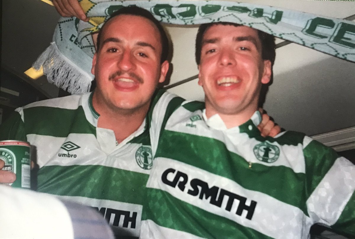 JimGreenan's tweet photo. @celticfanzine here's a photo n a half of two young bucks celebrating Cup Final win in 1989 #treblebusters 😀👍🏻🍀 https://t.co/Vo0g10MAfJ