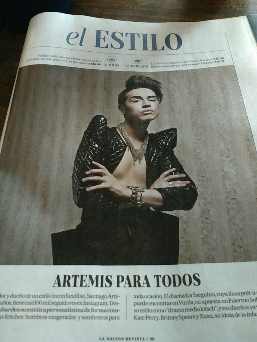 bishounenMaria's tweet photo. @santiagoartemis suelo mirar poco la revista pero hoy recibo La Nación y veo a mi amigo de Instagram #Artemisparatodos siiiii 👏👏 #grosototal https://t.co/WRZdU4tAou