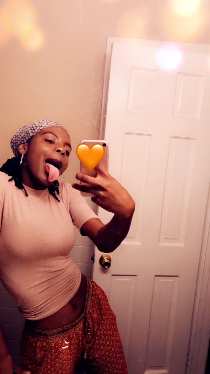 prncslayy's tweet photo. im so slept on 🧡 #dreadheadtwitter https://t.co/PRQMPp9UGv