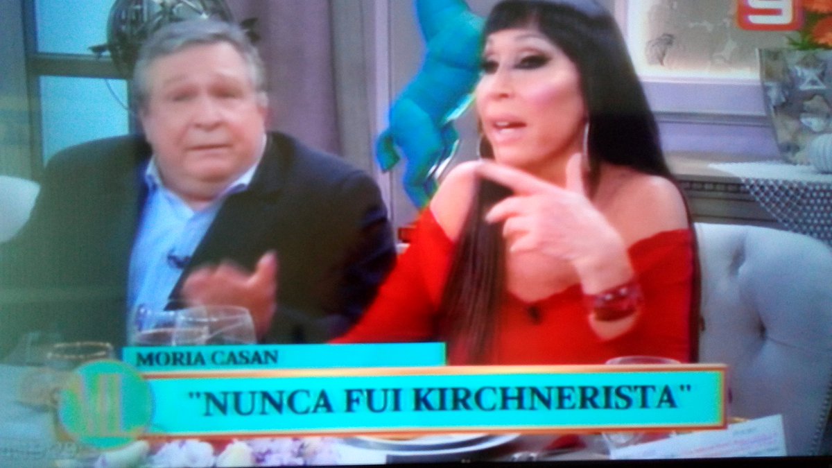 pichondetigre81's tweet photo. Hoy Moria Casán, dejó expuesto que es una #Ridicula en la #Mesaza.
Es otra de las que dice NO ser K
(Nadie se olvida que ella, SU hija y CFK, bailaban sobre muertos) https://t.co/w1SX2epKaf