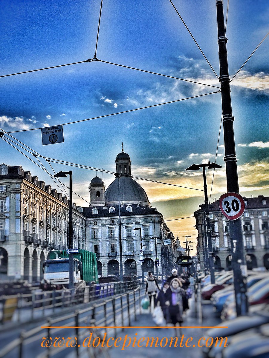 Dolcepiemonte's tweet image. Il cielo sopra #Torino. Porta Palazzo. #FOTO