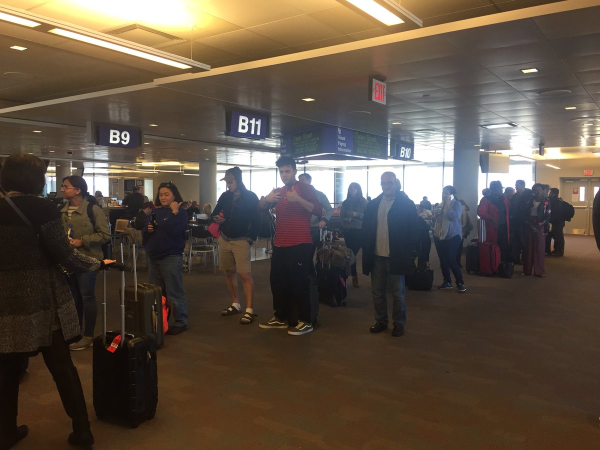 CarlySteinbaum's tweet photo. Hey @AmericanAir - waiting in line at @TucsonAirport with 50 other people you left stranded.  How about a sense of urgency?  You let pple just stand around? https://t.co/9QLoUz0Jiw