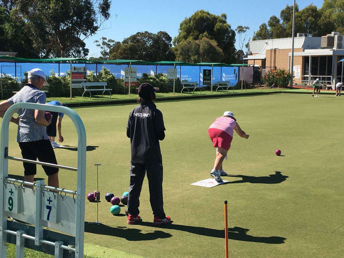 BowlsVictoria's tweet photo. Day 3 of the Steller Vic Open is underway in @GreaterShepp with women’s and men’s triples sectionals #2017VicOpen #bowls #lawnbowls https://t.co/MNEcOQd94b