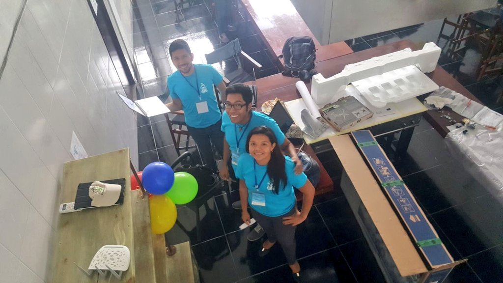 camcartagena's tweet photo. Los emprendedores se preparan para el último Pitch frente a los jurados. En los próximos minutos, una final intensa. #SWCartagena2017 #TGSW2017 @SWCartagenaCol @techstars https://t.co/Nal6hkRIfs