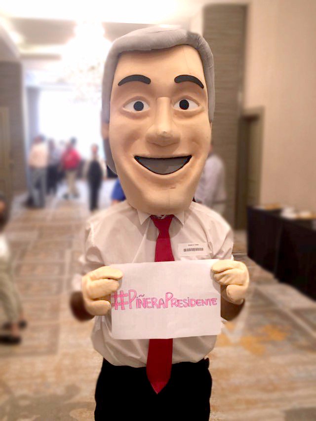 Pinerin2018's tweet photo. Haz como yo y sube tu foto con el hashtag #PiñeraPresidente y demostremos que queremos tiempos mejores para Chile https://t.co/IsnweJUTU8