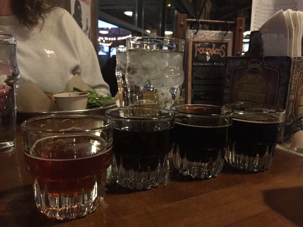 SabSportsShotz's tweet photo. Detour #2! @foundersbrewing still killing it with some amazing beers and incredible food. #FlightsAreAwesome #LizardofKoz #KBS2017 #BourbonAgedSumatraBrown #Curmudgeon https://t.co/stm5UKFyp9
