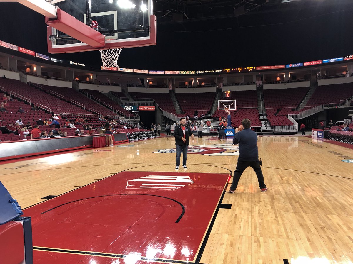 FSBMB's tweet photo. #BMB2017 members Cindy and Donald did an awesome job with the halftime shootout! #GoDogs https://t.co/1sf94F4dC6