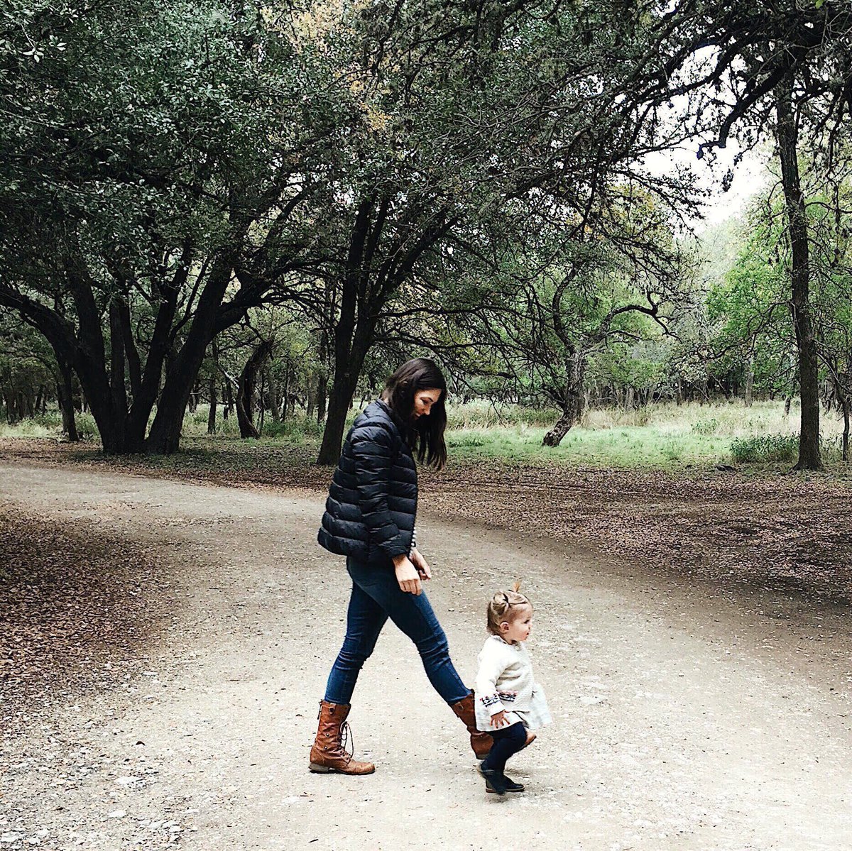 BetteErickson's tweet photo. #Thanksgiving feeling >>> โค๏ธ ๐๐ฟ๐๐
As #parents we shouldn't think about our child's experience in #nature as an extracurricular activity, but as a vital necessity for #healthy development #NLC2017 https://t.co/IC1V7AvvsZ