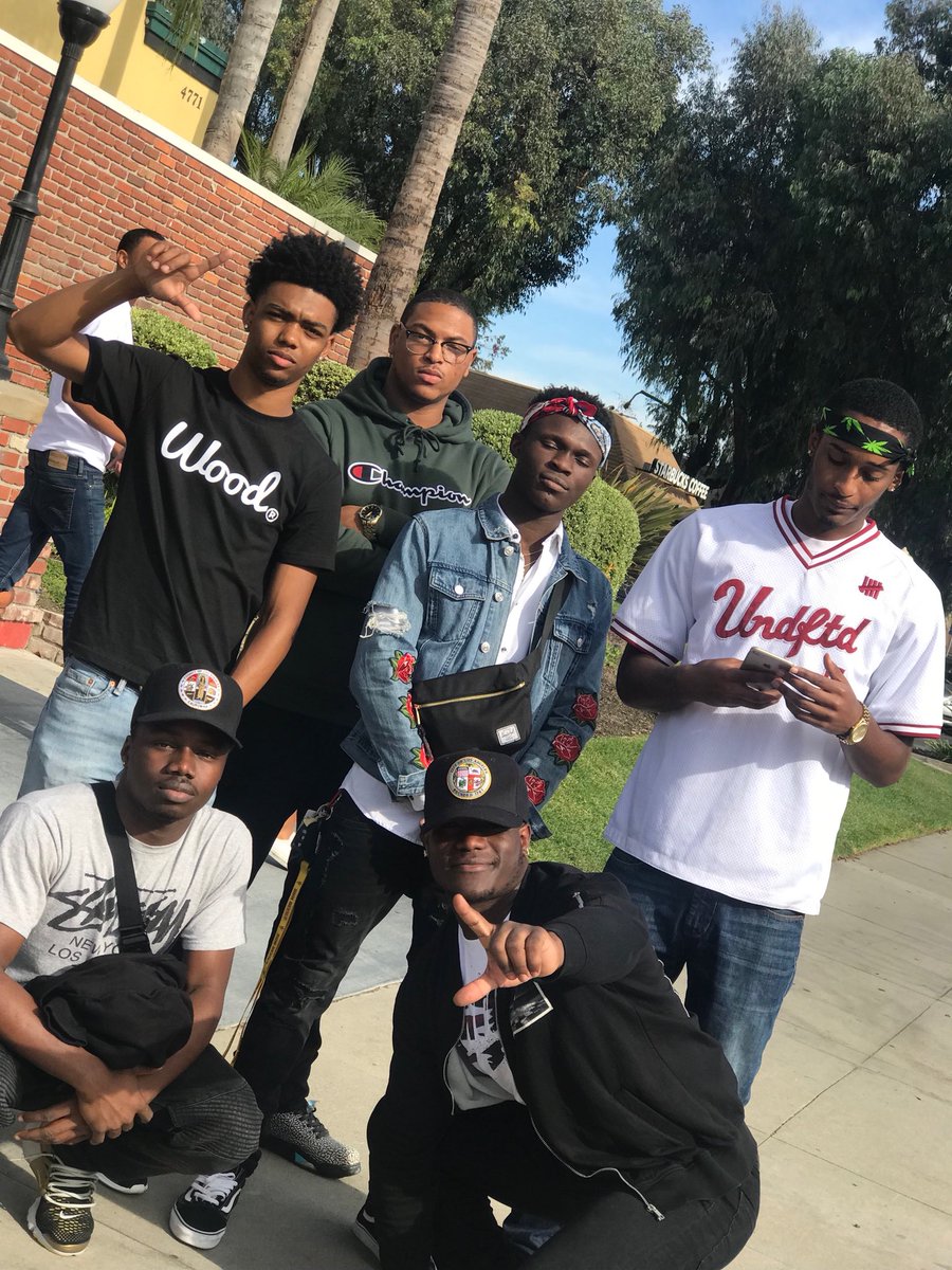 judidthat's tweet photo. #SOL #LocalzOnly 🤘🏾 https://t.co/AjiRzWKpaH