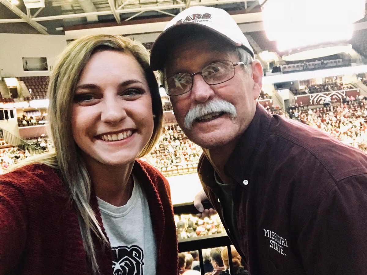 ashleybosserman's tweet photo. My date for the MSU Lady Bears game this afternoon! He also just happens to be my favorite person ever 💕 https://t.co/tUNxfmDO3E