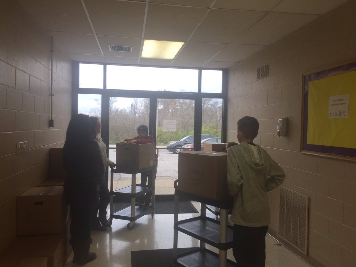 KReutman's tweet photo. Go Pantry turkey donations for Thanksgiving at BCELC @Boone_County  @ChildrenIncKY https://t.co/UBTNwI3q4p