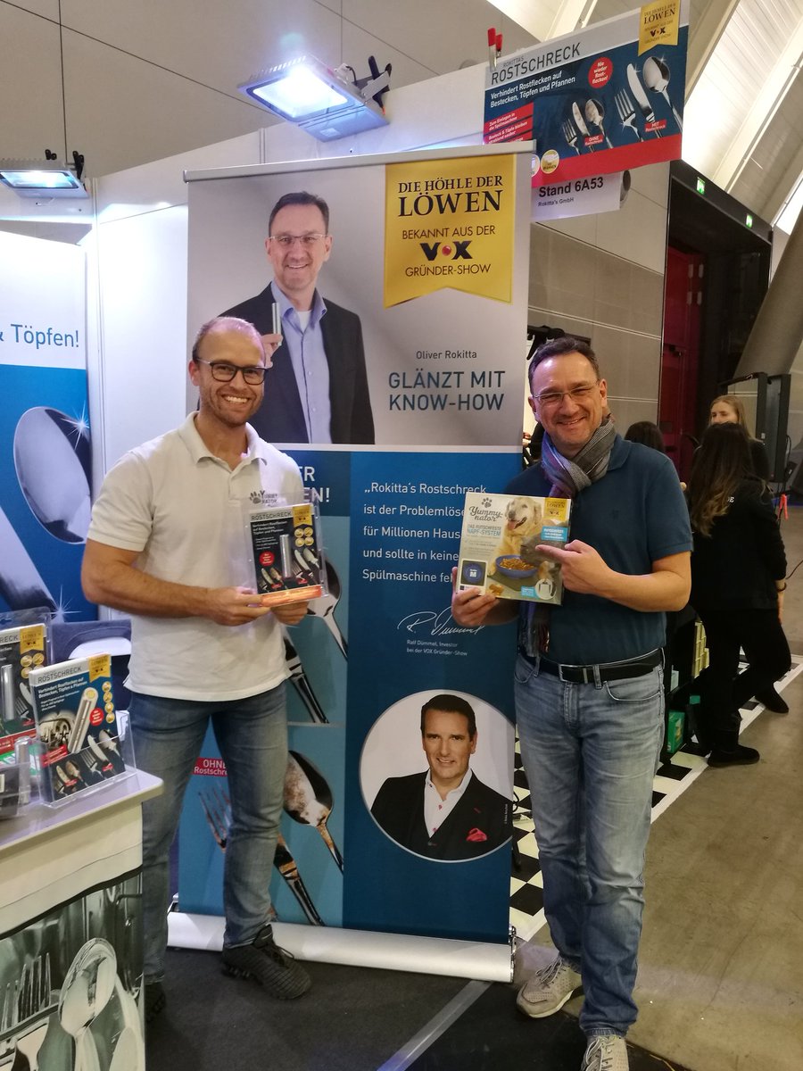 Rostschreck's tweet photo. Yummynator meeds Rokitta's Rostschreck#löwenkinder#ralf-dümmel#vox#höhle-der-löwen#messe-stuttgart https://t.co/FqAfELx8os