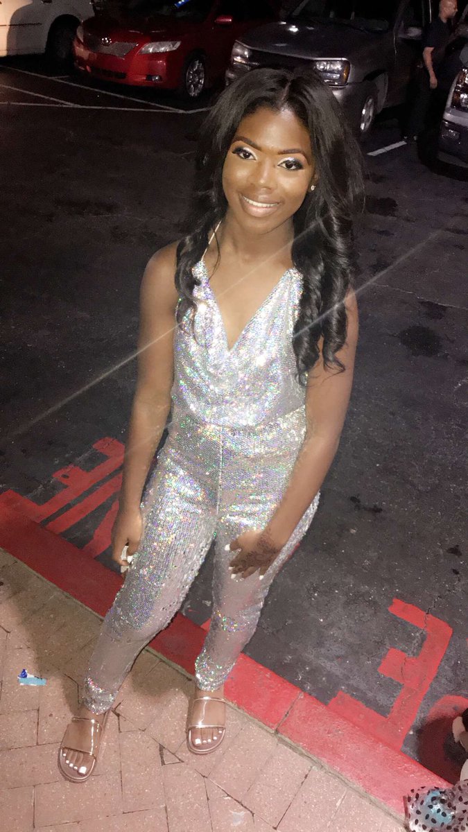 RavenLaShawn's tweet photo. One Time For The Birthday Bittt😍🤤 https://t.co/e7PtA0Xijl