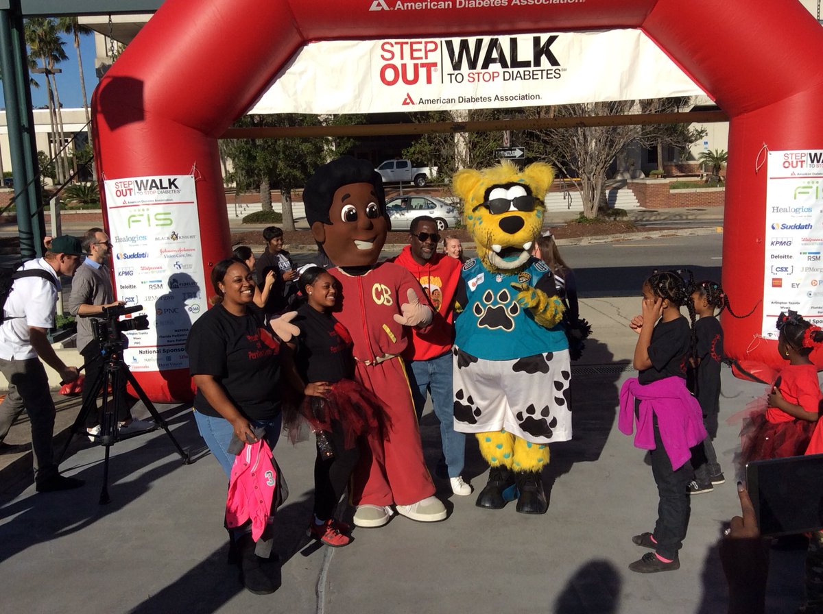 Vincethewriter's tweet photo. Honored to be invited to participate in the #StepOutDiabetes walk yesterday. Cornbread met #JaxonDeVille, two other cool mascots, and some wonderful kids at the event. Cornbread addresses #diabetes in the latest Cornbread children’s #chapterbook #teacher https://t.co/UUSbd4t7Kd