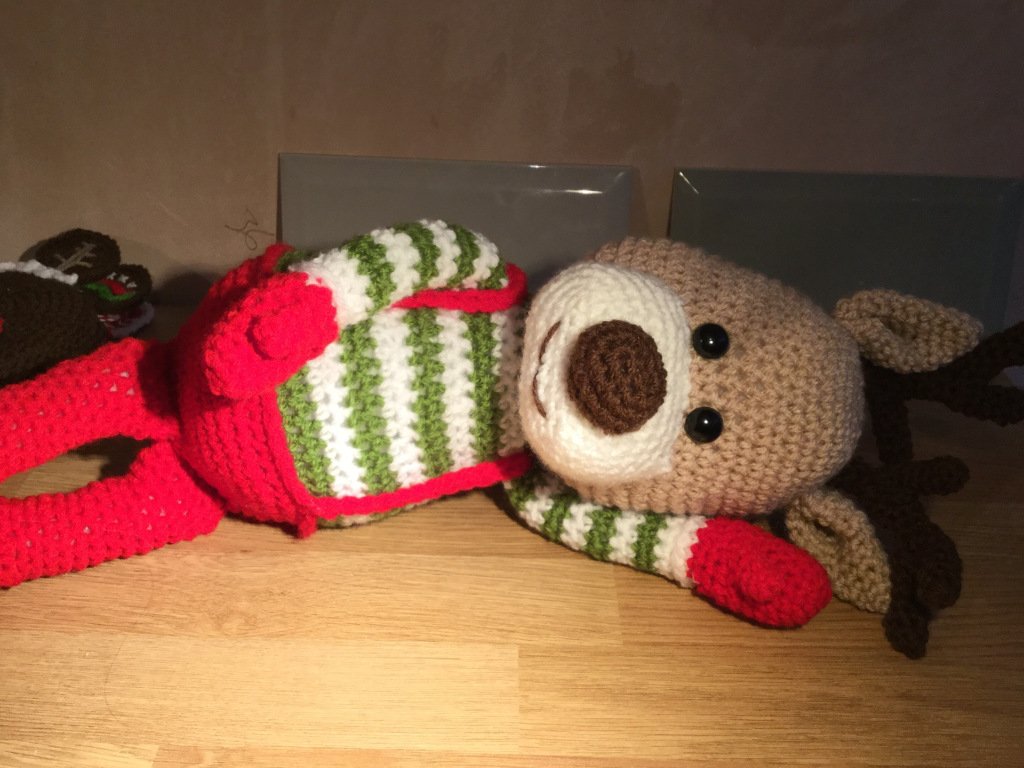 Reindeer handmadebyfleur.wordpress.com/2017/11/19/rei…