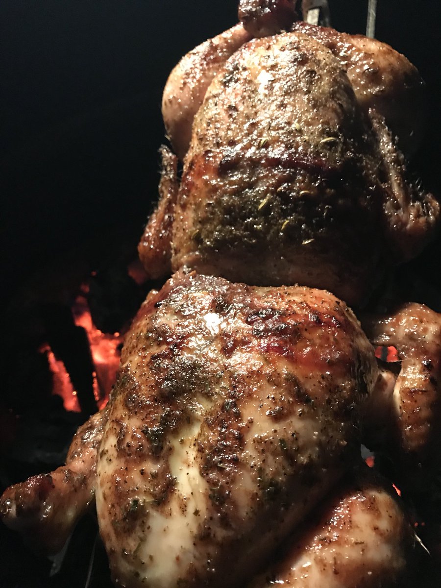Hello Chicks! <a href="/AngusandOink/">Angus & Oink</a> Mr Rubba Rubbba on one and ExoDust on the other. 👍