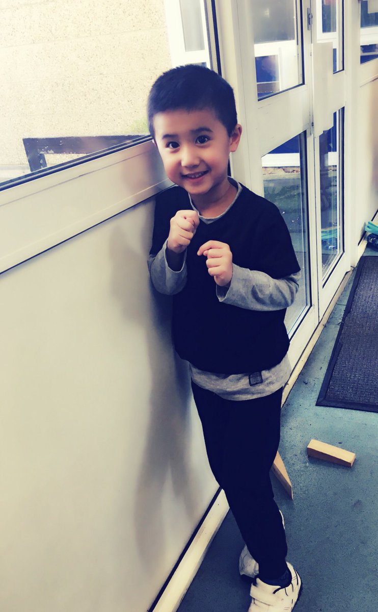 nanazhao tweet media