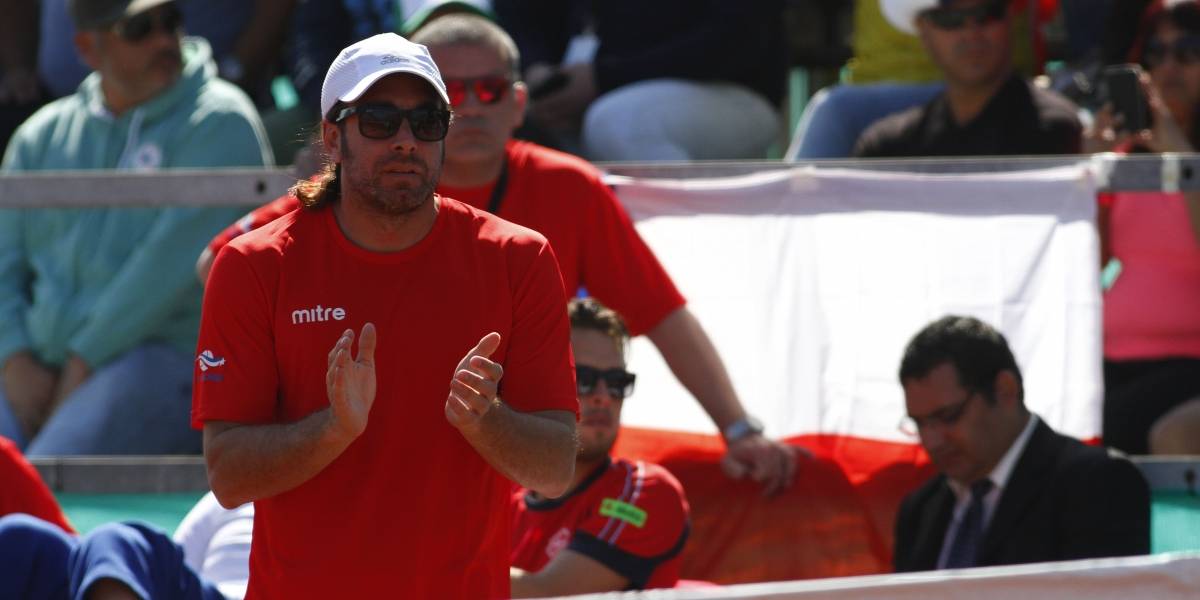 RadioSportChile's tweet photo. TENIS | @massunico y el título de @NicoJarry en singles del Challenger de Santiago 2: "Nicolás tiene un gran potencial para seguir creciendo y posee una muy buena mentalidad, no tiene techo" (vía El Mercurio) #MovistarOpen https://t.co/FyNz6eYPo4