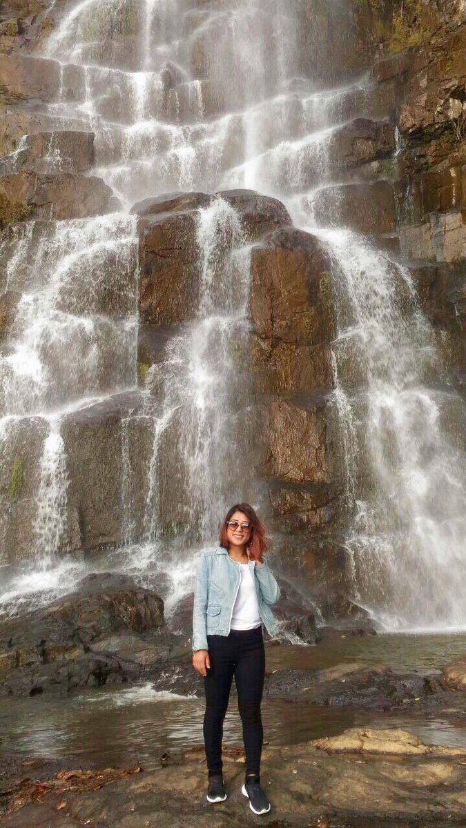 MTGTour's tweet photo. Another #Happyclient : Delilah Sara (Travel Artist)

#HappyTravelers #MilesToGo #TravelAssistance #AshutoshShrivastava #TravelDiaries #MTGTour #TravelDifferently #Travel #TyrshiFalls #India #Jowai #Meghalaya #NortheastIndia #traveldestination #Travelblogger https://t.co/u1QvDaeNqz