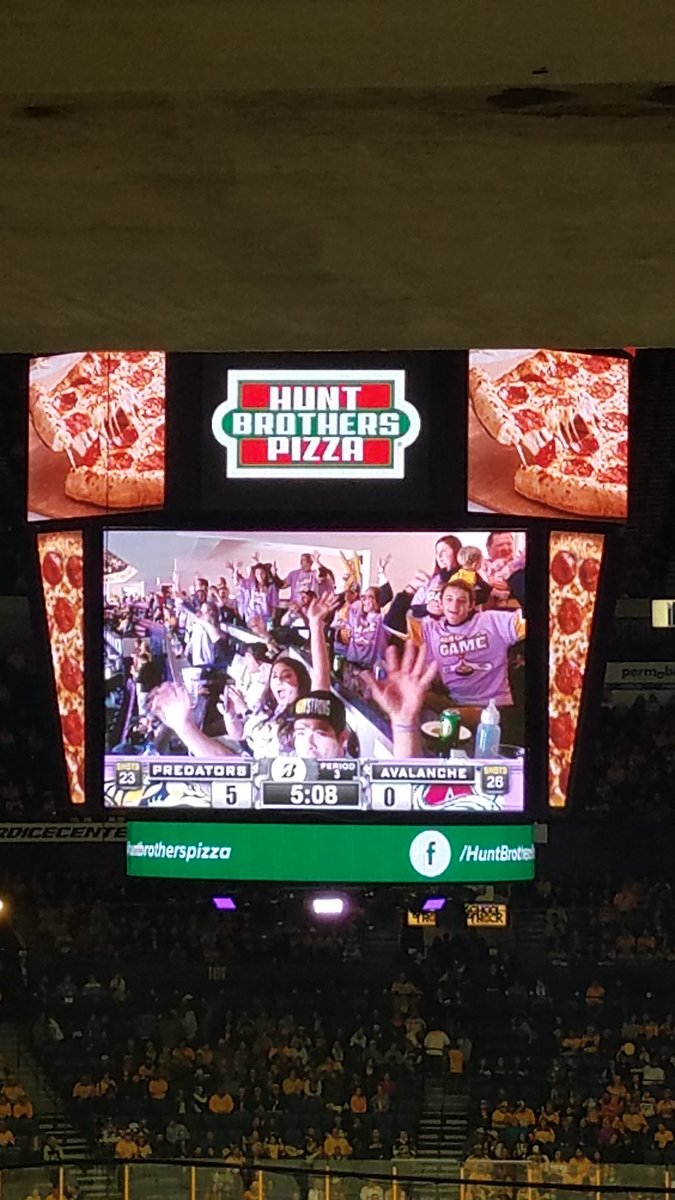Titan_Santa's tweet photo. @hbpizza @PredsNHL Thank you so much for last night @PredsNHL game! #ProudFansOfTheGame https://t.co/MHZaYMjMH1
