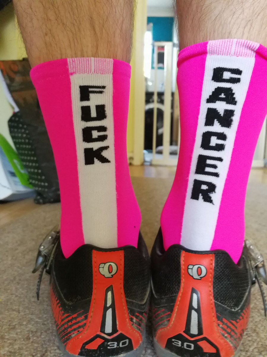 skankin_giant's tweet photo. @wheelbasecycles A tad rude but I they get the message over.....#WheelbaseSockOff https://t.co/x8W2vOUWMr