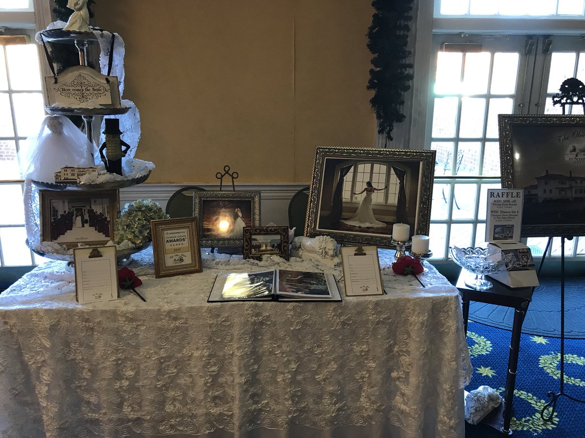 ObiciHouseVA's tweet photo. #showbride #southernelegance #brides #obicihouseva today 2-4 at Founders Inn https://t.co/tFBQZdEVHq