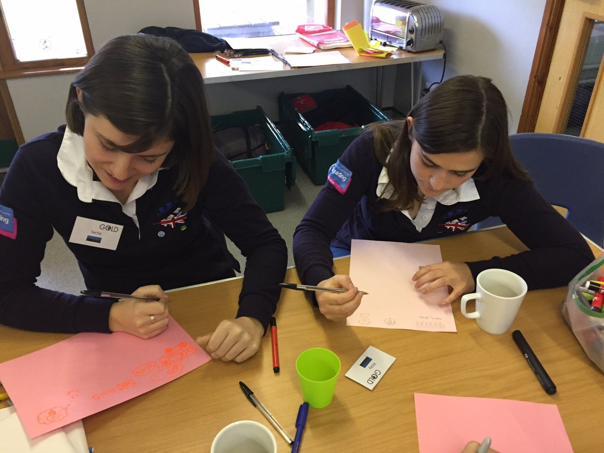 hessie39's tweet photo. What inspired you to go for #GOLD2017 ? GOLDies doing some big thinking @ukintguides @Notaceleriac @Girlguiding #KnowYourPlace #GirlsCan https://t.co/LqZ1FuLfeh