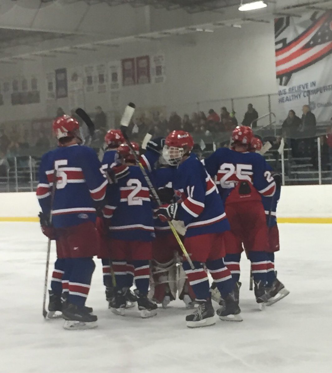 TWHSHOCKEY's tweet photo. Cards open 17-18 season Saturday night with 4-0 win over DeSales. @nickschriner16 scores 2 goals, @wpisch and @Trvor_Law 1 each. @jorgebare10 w/ shutout and 16 saves. #GoCards @TWHSAthletics @Brad_ThisWeek https://t.co/KmhjMjsQVp
