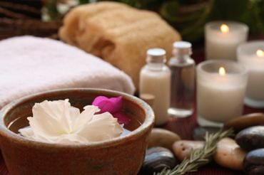 FutopiaMediSpa's tweet photo. We offer Pure Indulgence Packages for both men and women. Spend a bit longer getting the ultimate pamper for sheer relaxation.

Packages start from just £10. Further information can be found on our website: https://t.co/sSnESCfLrT https://t.co/Xn3cWqAC8D
