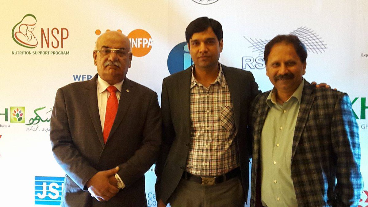Dileepkumar1479's tweet photo. with two real #Heroes of #development sector at #avaritower hotel #Karachi during #BrightStar #Awards ceremony https://t.co/yYbw8IxFEg