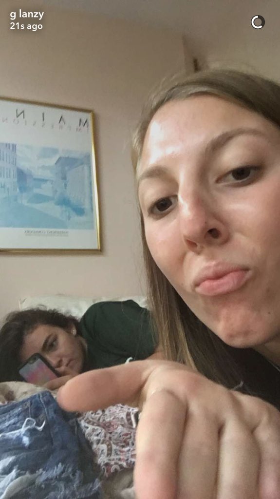 gabimorell's tweet photo. happy 18th birthday to this lovely lady!!! very grateful to know someone who appreciates Beyoncé as much as I do🙌🏻 enjoy today, love u mucho gib!!!! 👸🏼❤️🐶💋🍰🌈🎁 see you very soon!!! @gabi_lanza52 https://t.co/0cHcRj58Uv