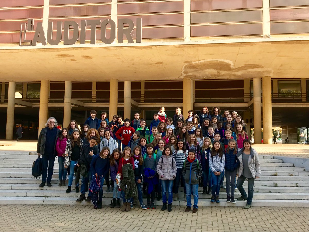 escolamusicavic's tweet photo. L’Escola de Música de Vic molt ben representada en el concert homenatge a Ireneu Segarra https://t.co/T58e1g6Tp8