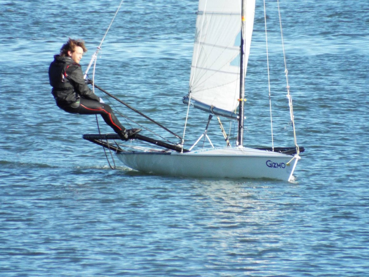 UpRiverYC's tweet photo. 17 dinghies Racing today, #sailinginessex #rivercrouch #hullbridge #lightning368 #solodinghy #cometdinghy https://t.co/Ef6hQUF22h