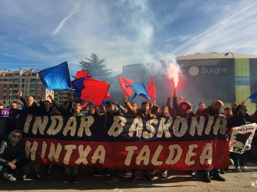 indarbaskonia86's tweet photo. BURGOS ON TOUR | Oztopoak gaindituz, kilometroak zeharkatuz, beti zure alboan.
#BetiBaskoniarenLurraldean
#IBHT
#CazadorCazado https://t.co/AY0espDY1V