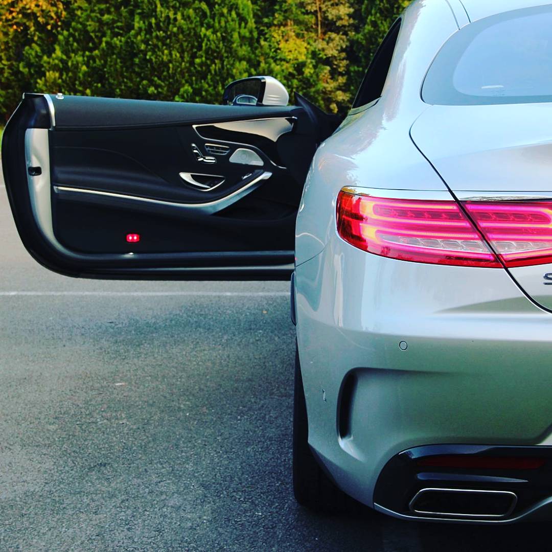 cf10_official's tweet photo. Another banging video from our man James from CF10 - be sure to check out part 2 of @MercedesAMG S500 coupe https://t.co/X1FgkOMSav https://t.co/MmYP9CBTOG