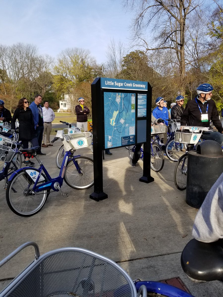 bryantd23's tweet photo. Had a great week collaborating with Mayors and Councilmembers from all over country in Charlotte at the @leagueofcities #CitySummit17 https://t.co/IeUS0SFRus