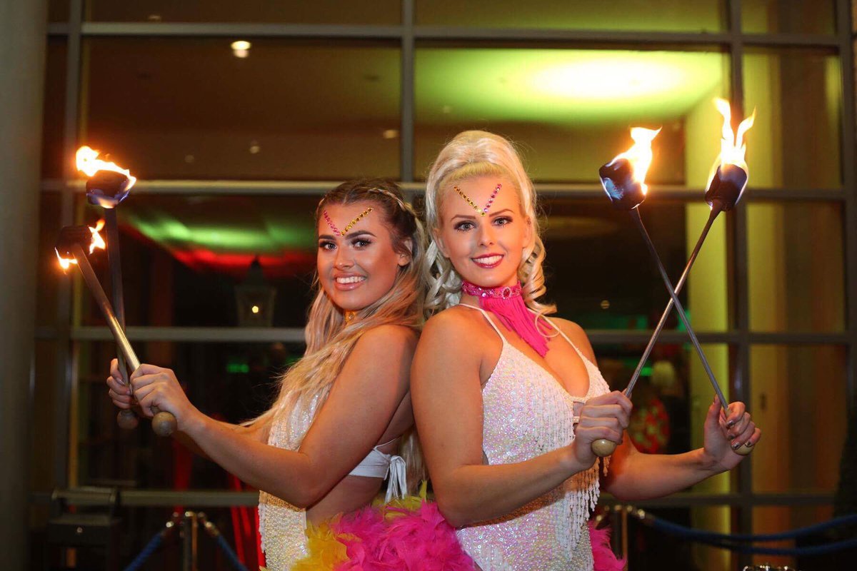CARMINAENTS's tweet photo. • CIRQUE • Our Circus Showgirls were all fun and feathers in @HiltonHotels, Newcastle on Saturday for a Private Event! 🎪✨ https://t.co/qJHybs0XAY
