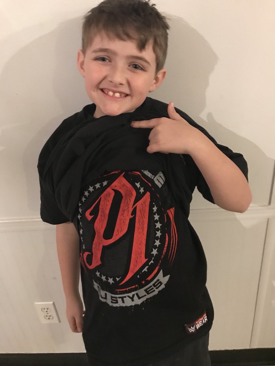 sayummable's tweet photo. When youβre super indecisive so you wear 4 shirts π My sons a trip! @WWERollins @WWERomanReigns @DeanAmbroseNet @AJStylesOrg #WWEAddict #SurivivorSeries https://t.co/E6tvGk3kOV