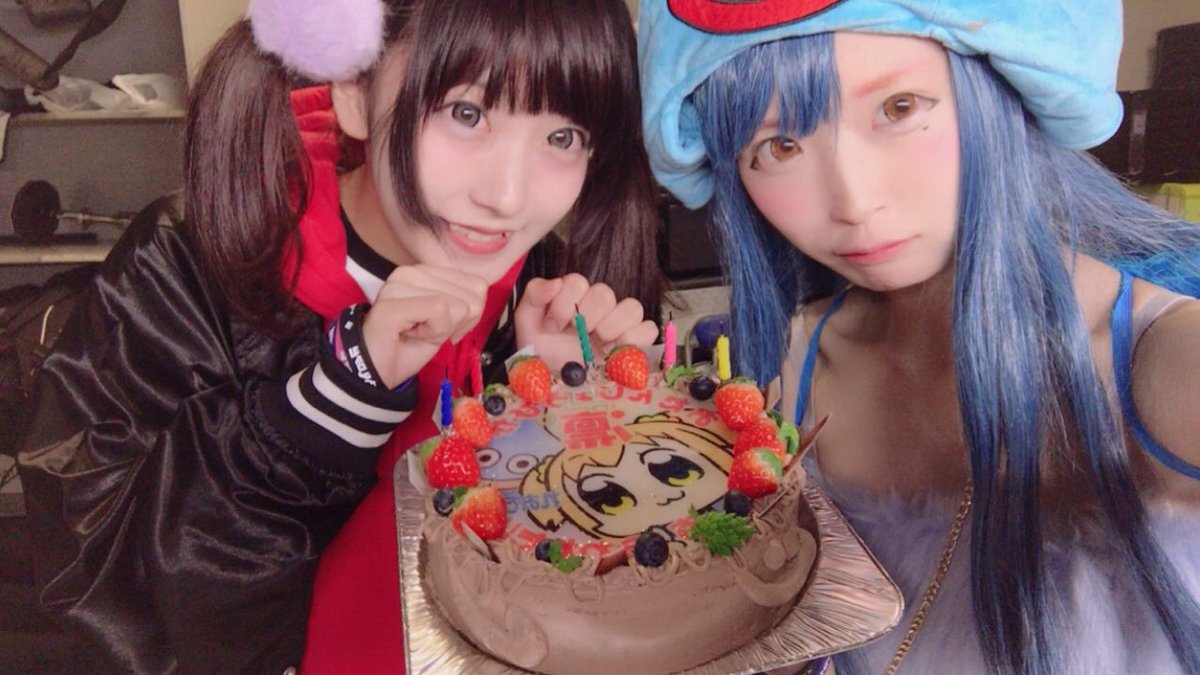 Nekomi_Reo's tweet photo. #てゃん生誕前夜祭 に出てくれた女子組❤️

凛は可愛がってるリアル後輩で誕生日も１日違いで逆サプライズができて良かったな😌

ばぅにゃんはステージもまだ慣れてない中、
緊張するのも伝わった！頑張ったね😭

せらちゃんはせられおコラボできたの嬉しかったな😌
もっと二人で何かやりたい！ https://t.co/DHprOo63Fz