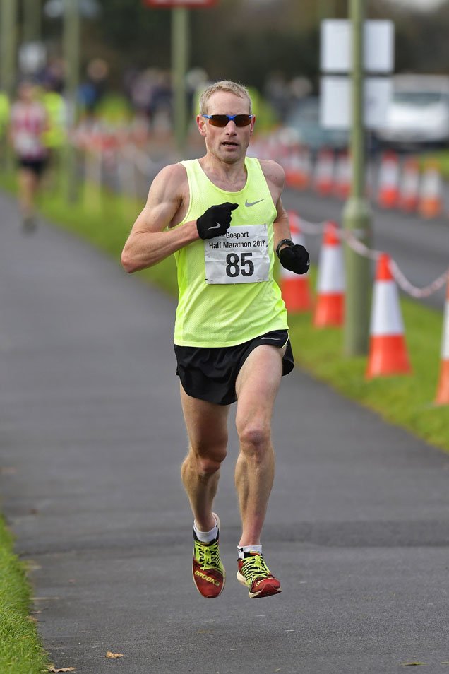 portsmouthsport's tweet photo. Great @GosportHalf gallery on our FB page. Click here to see the lot (and why not like the page while you're at it 😉) → https://t.co/AuThyW51LJ https://t.co/zqRKOJeEN5